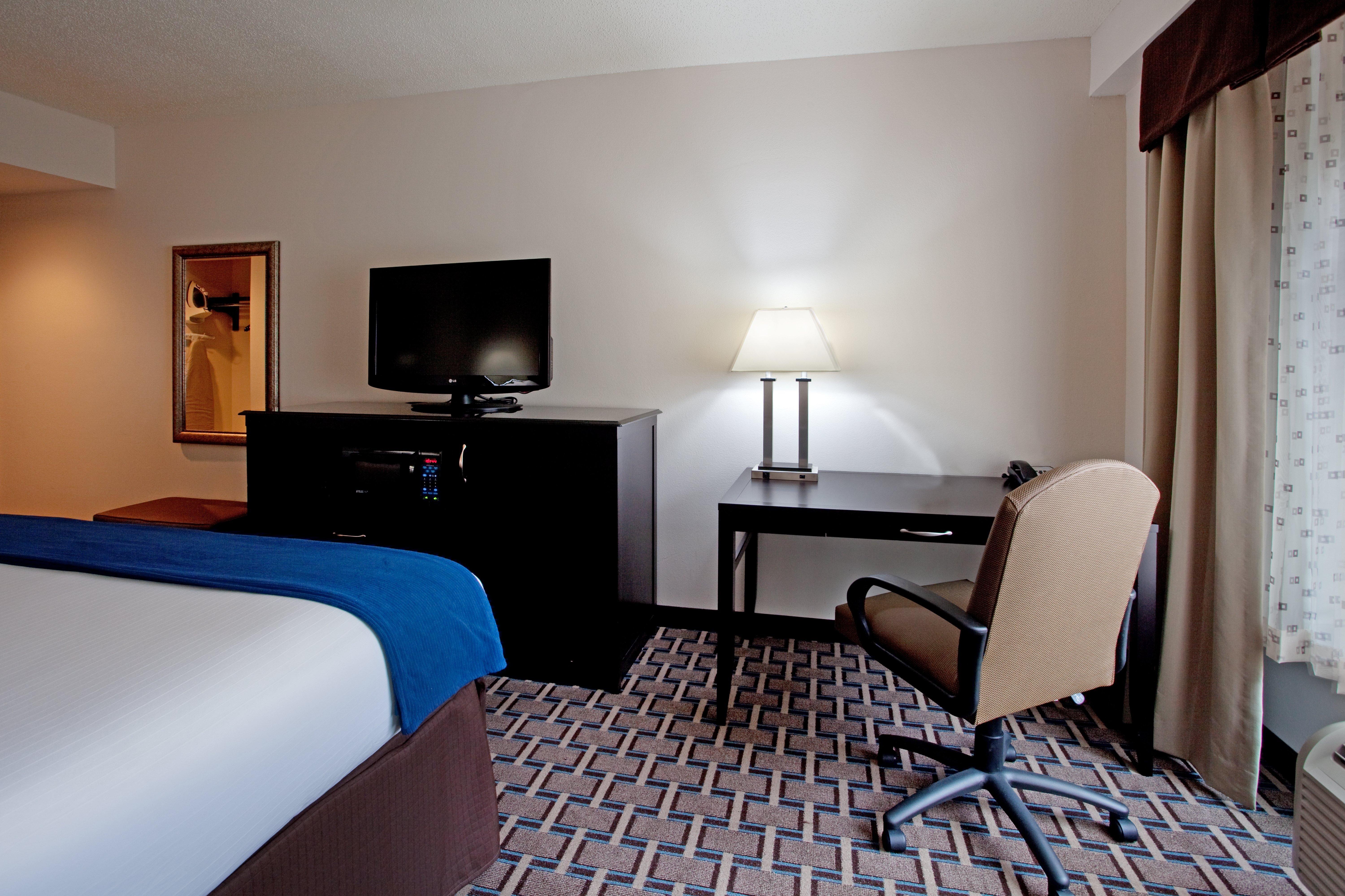 Express & Hope Mills-fayetteville Airport By Ihg 2* Hope Mills