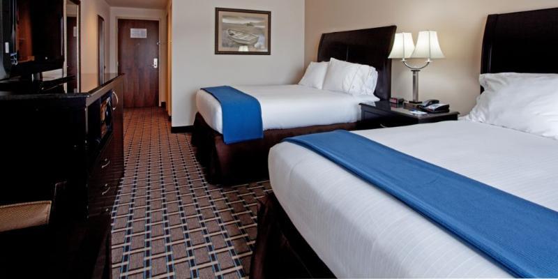 Hotel Express & Hope Mills-fayetteville Airport By Ihg 2*